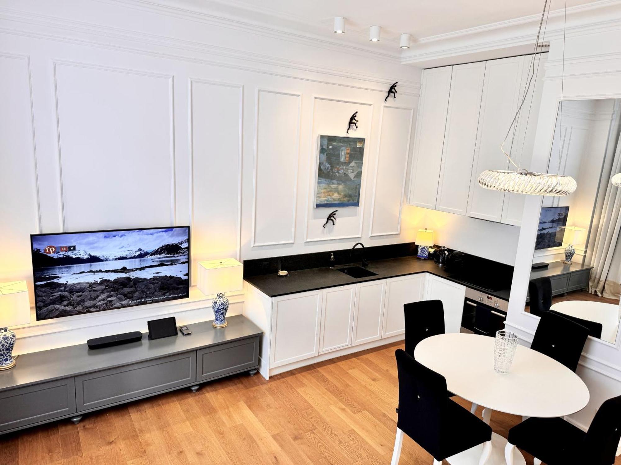 Mondrian Luxury Suites & Apartments Old Town Warsaw Room photo